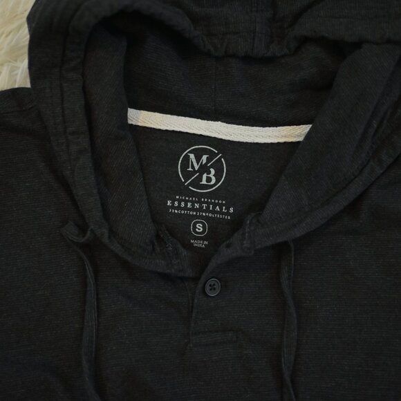 Michael Brandon Essentials Men's/Teen Black Hoodie Long Sleeve T-Shirt Size S - Picture 2 of 3